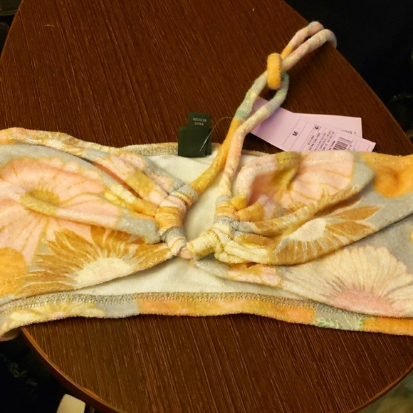 Wild Fable™ Floral Terry Halter-neck tiny tank top Size XS - Picture 3 of 8